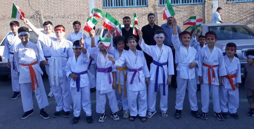 مراسم تجلیل از دو شهید کاراته‌کار شهرک وایین در چهلمین روز شهادت شهدای شهرک