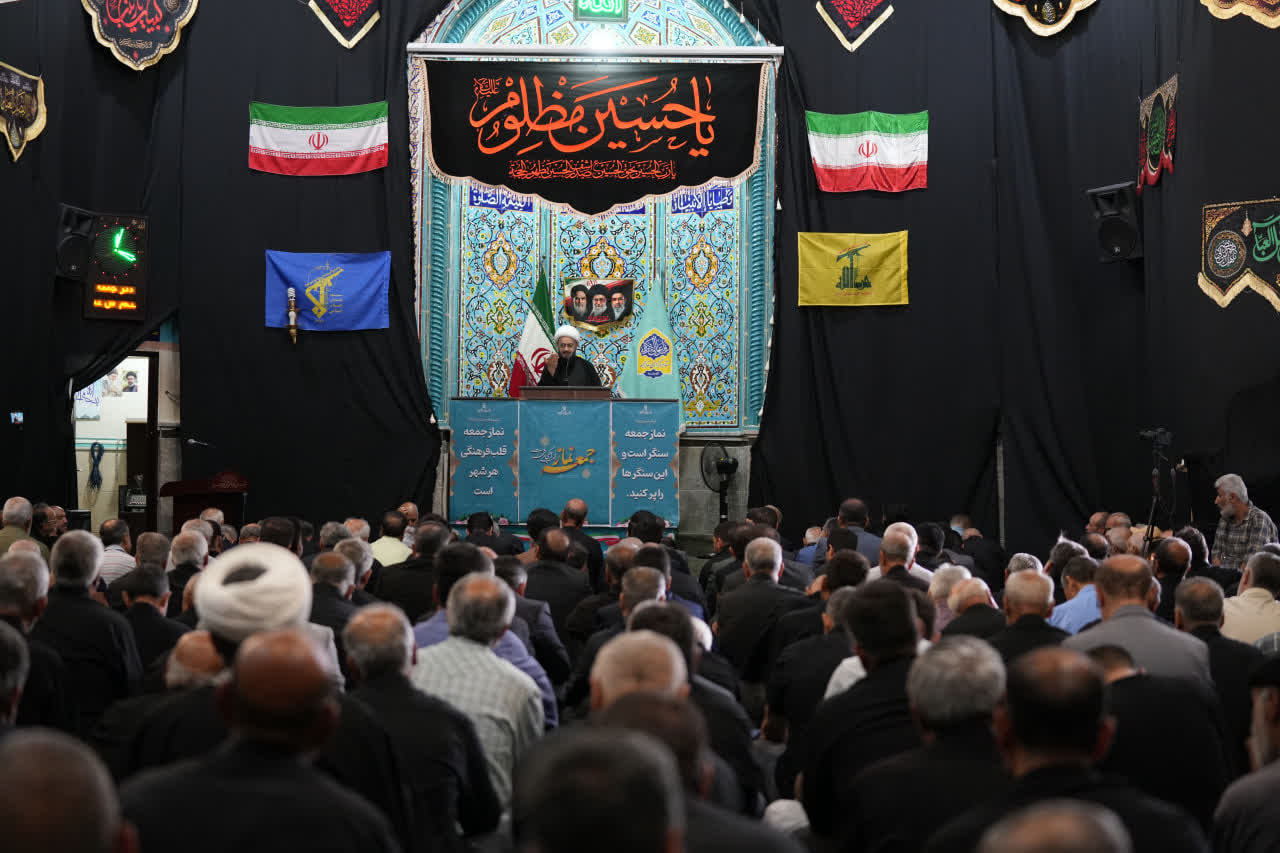 گزارش تصویری از نماز جمعه باشکوه ۲۹ خردادماه شهر اندیشه