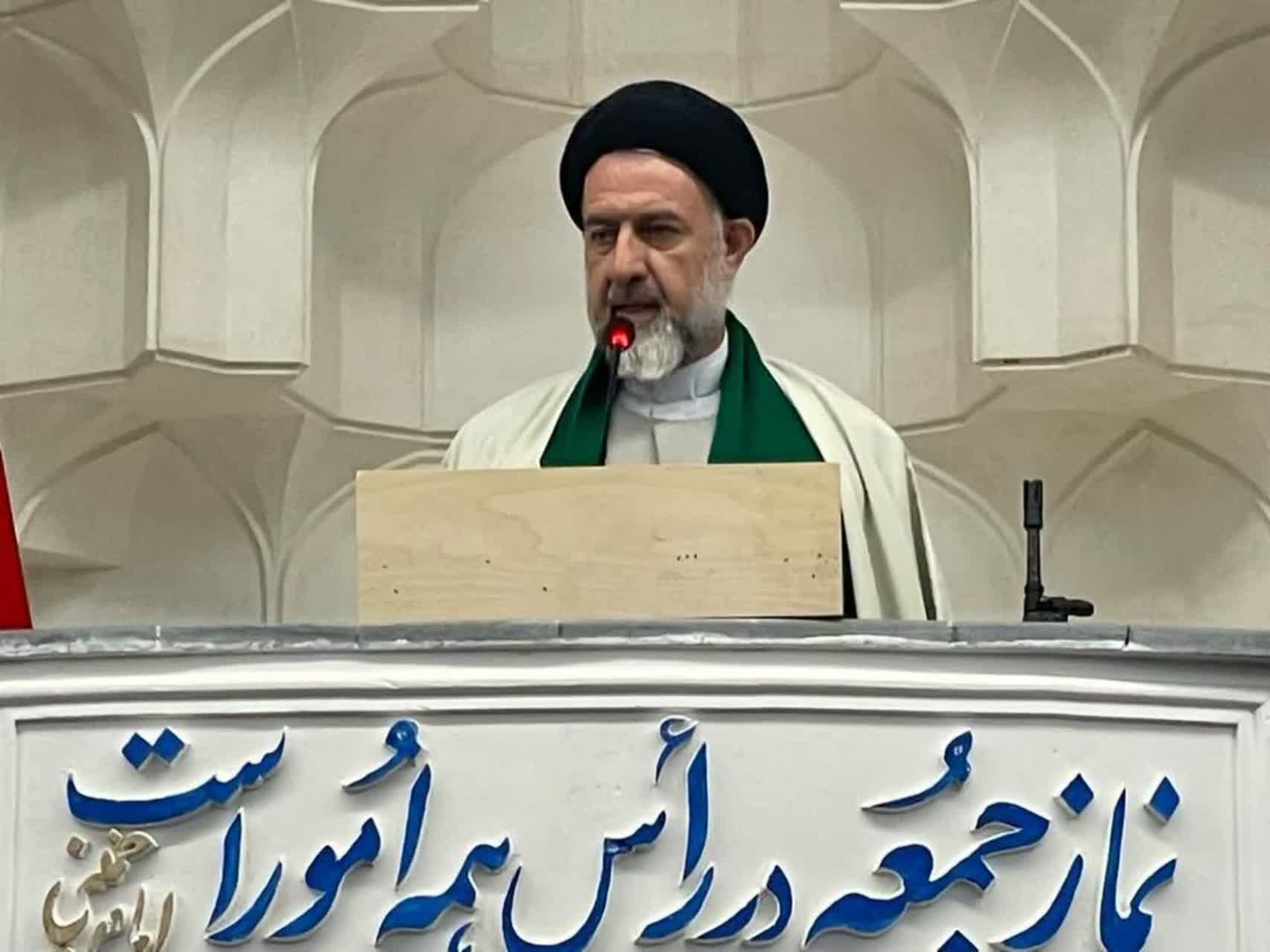 حضور امام جمعه محترم شهریار در تجمع شهرک مریم